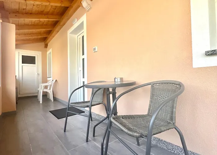 דירה Zara קופר