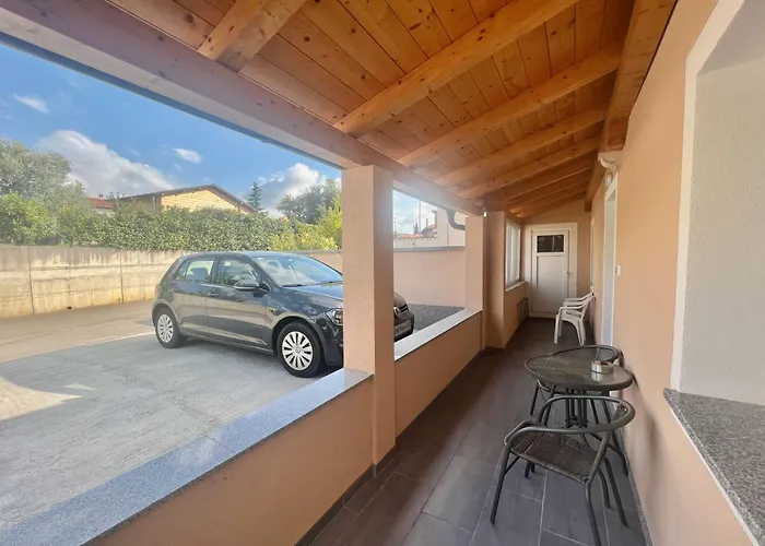 דירה Zara קופר